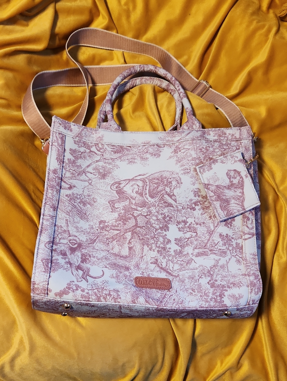 NWOT Wildflower Pink Toile Tote Bag with Removable Strap And Coin Purse